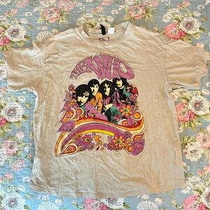 Cream, H&M Divided The Who shirt. Size XS.